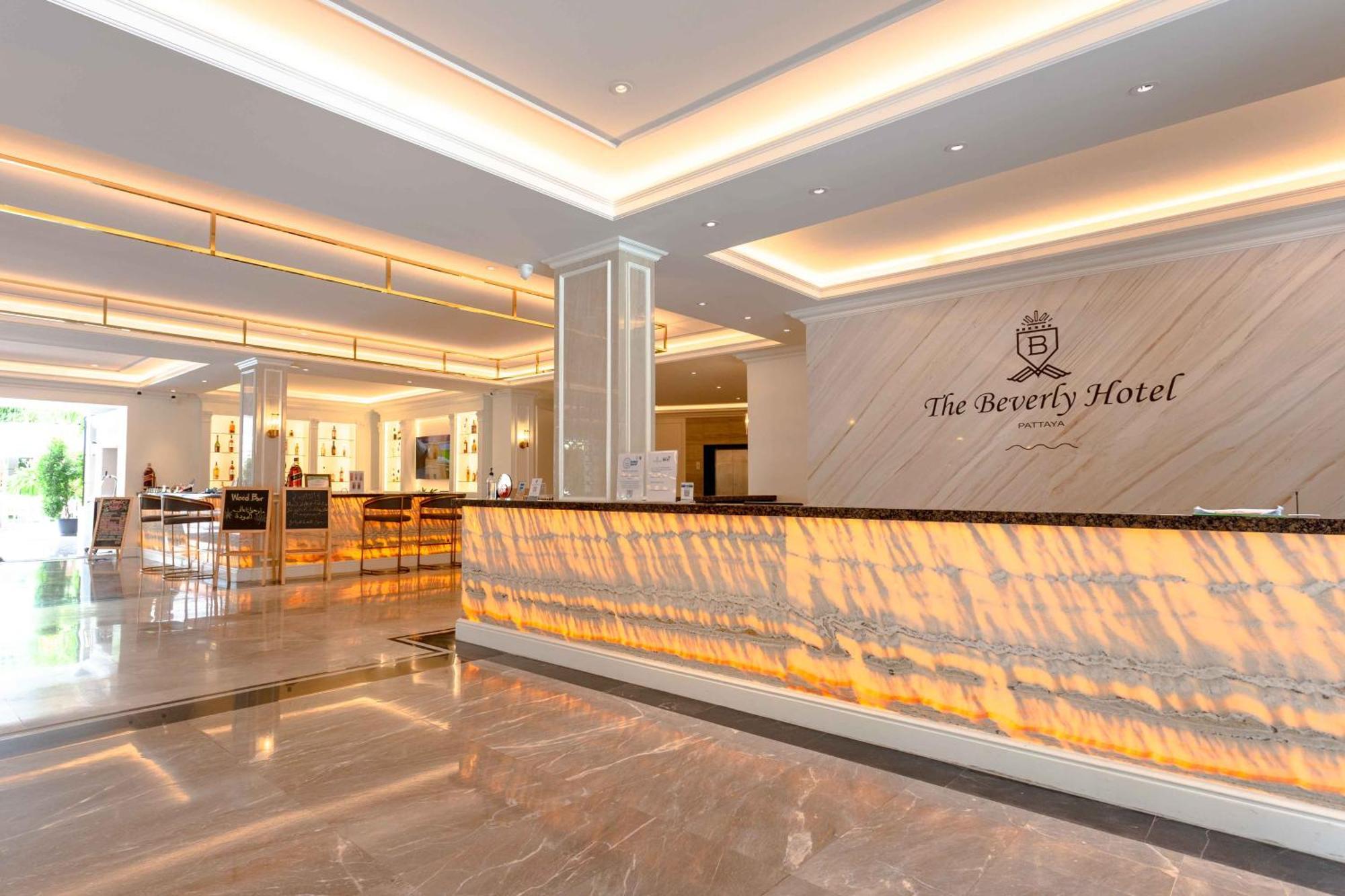 The Beverly Hotel Паттайя Экстерьер фото
