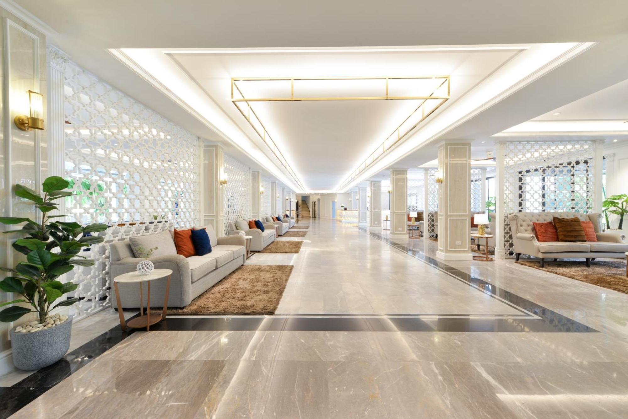 The Beverly Hotel Паттайя Экстерьер фото