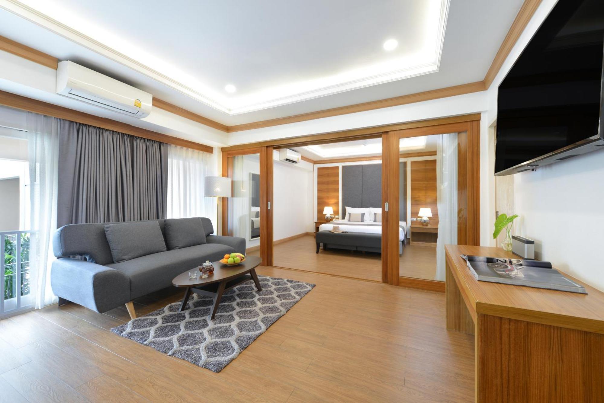 The Beverly Hotel Паттайя Экстерьер фото